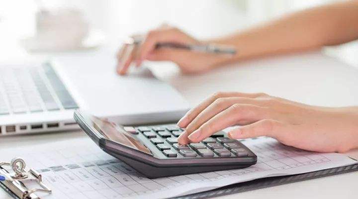 刚刚，工资表被查了！今天起，这样发工资=偷税！